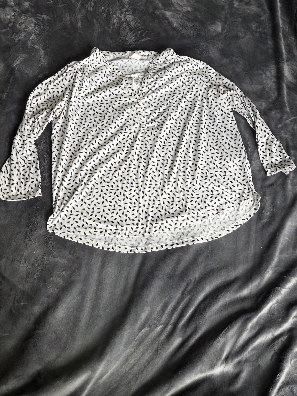 H&M Leaf Print Blouse in White & Blue